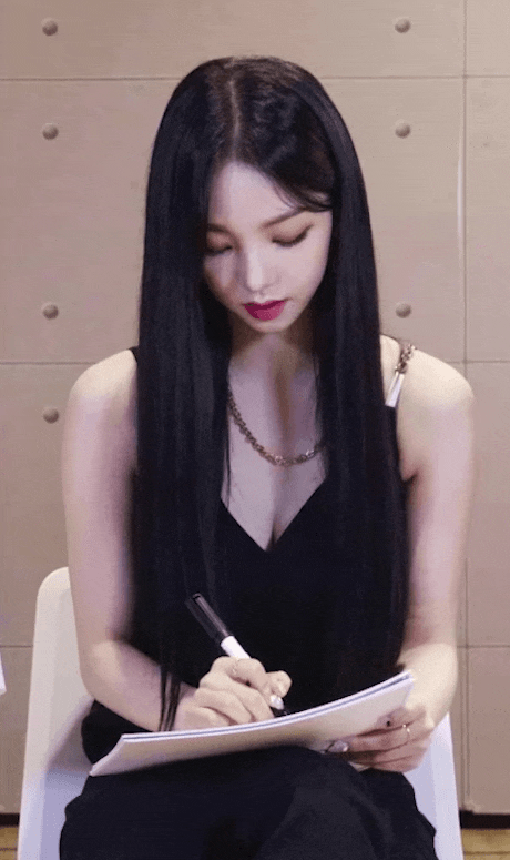 카리나-움짤-묵직