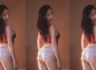 하얀 반바지 가터벨트 엉밑살
